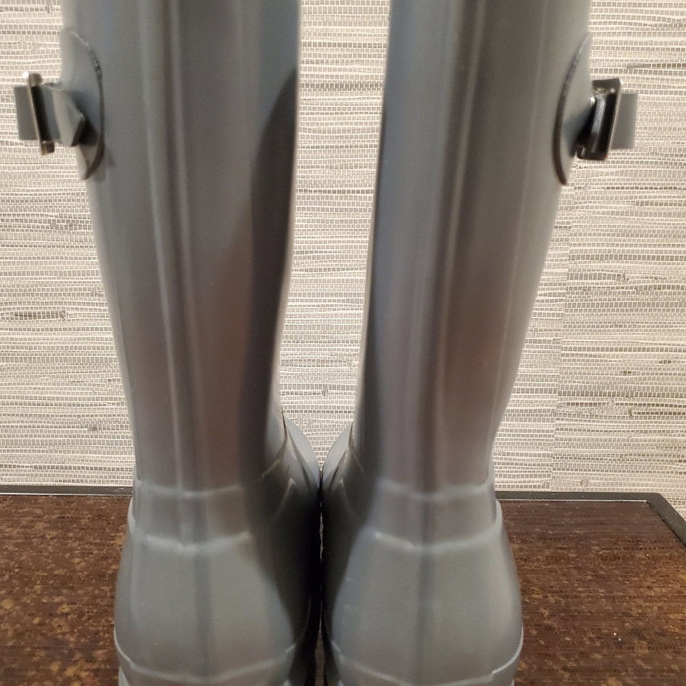 HUNTER Original Grey Short Gloss Boots - Picture 9 of 12